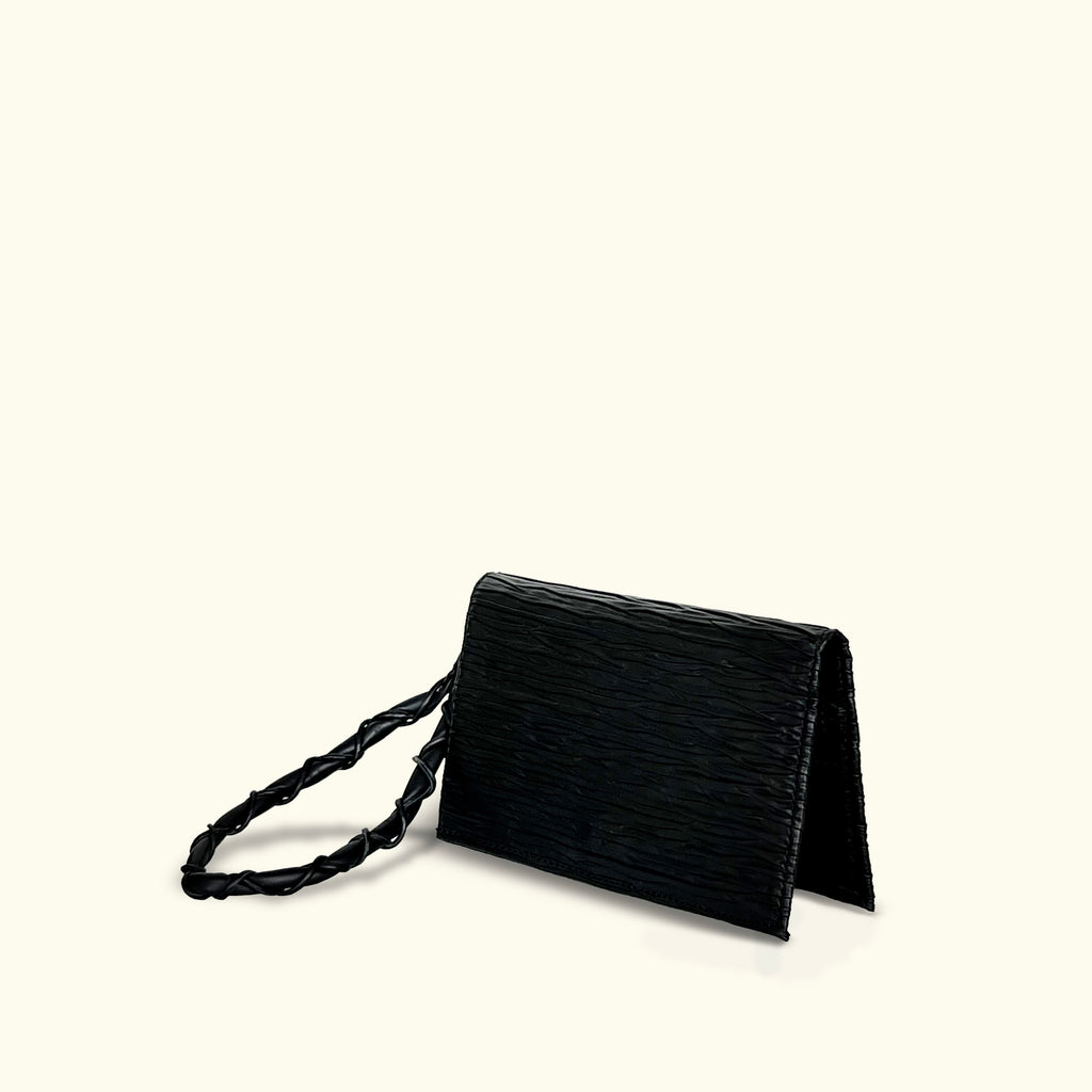 Voyager Black