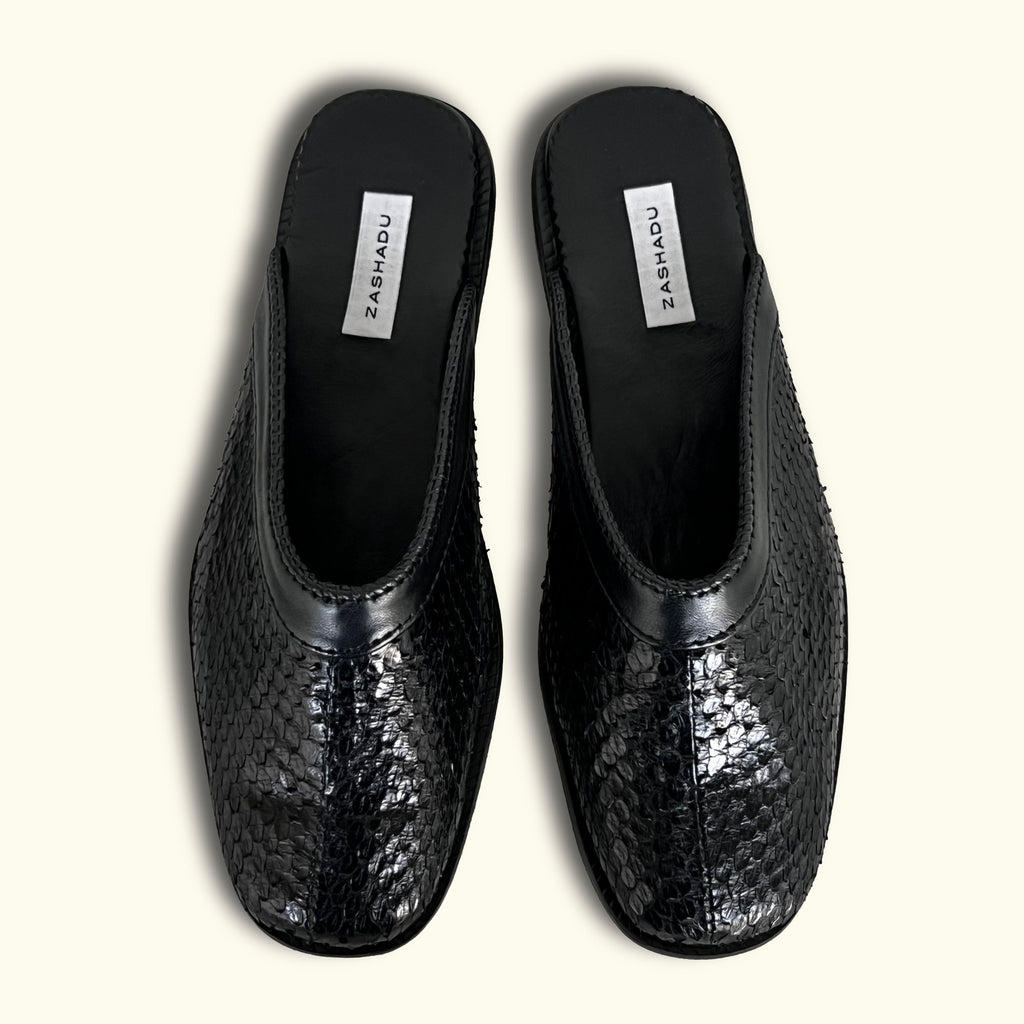 The Solstice Slipper Black