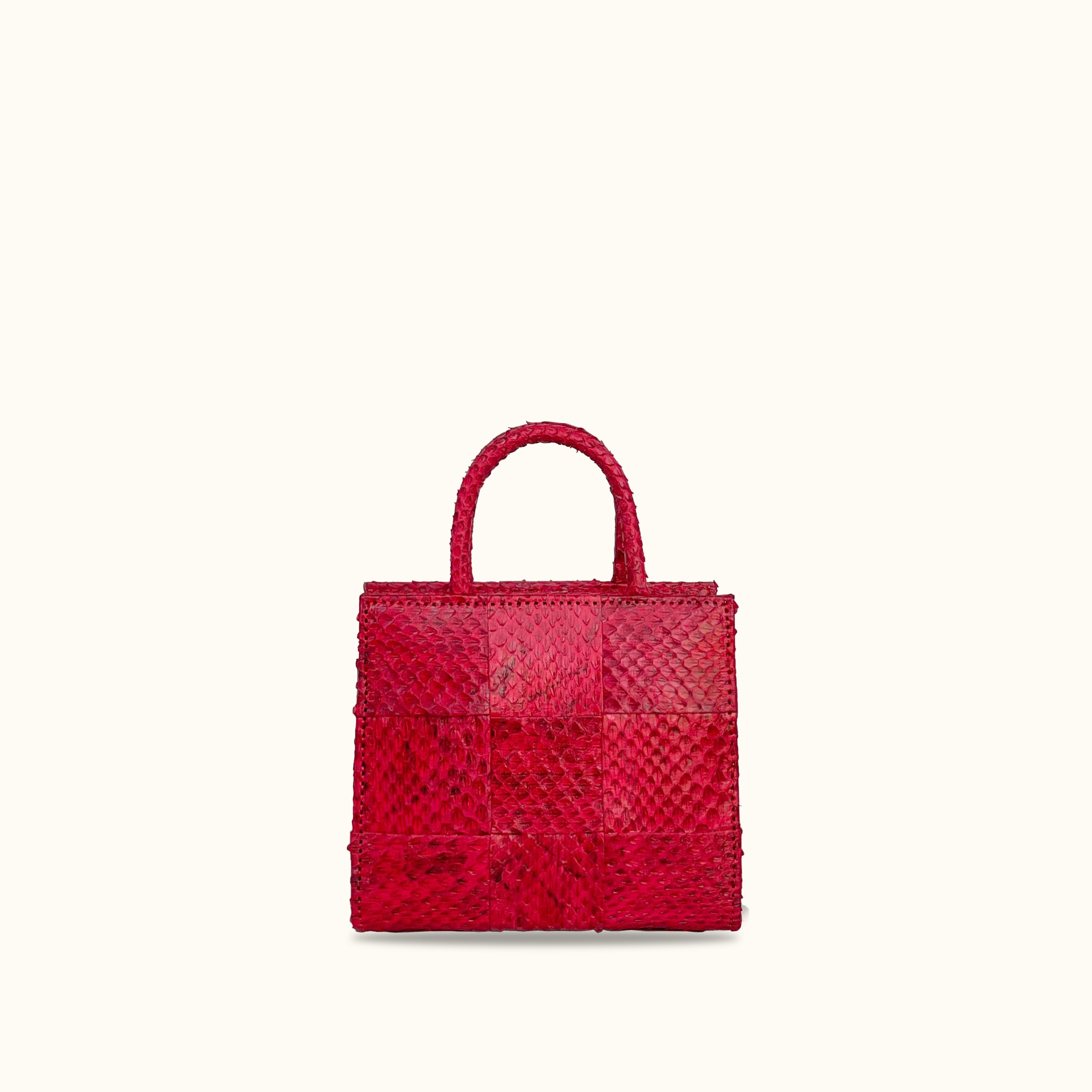 Soirée Red Preorder