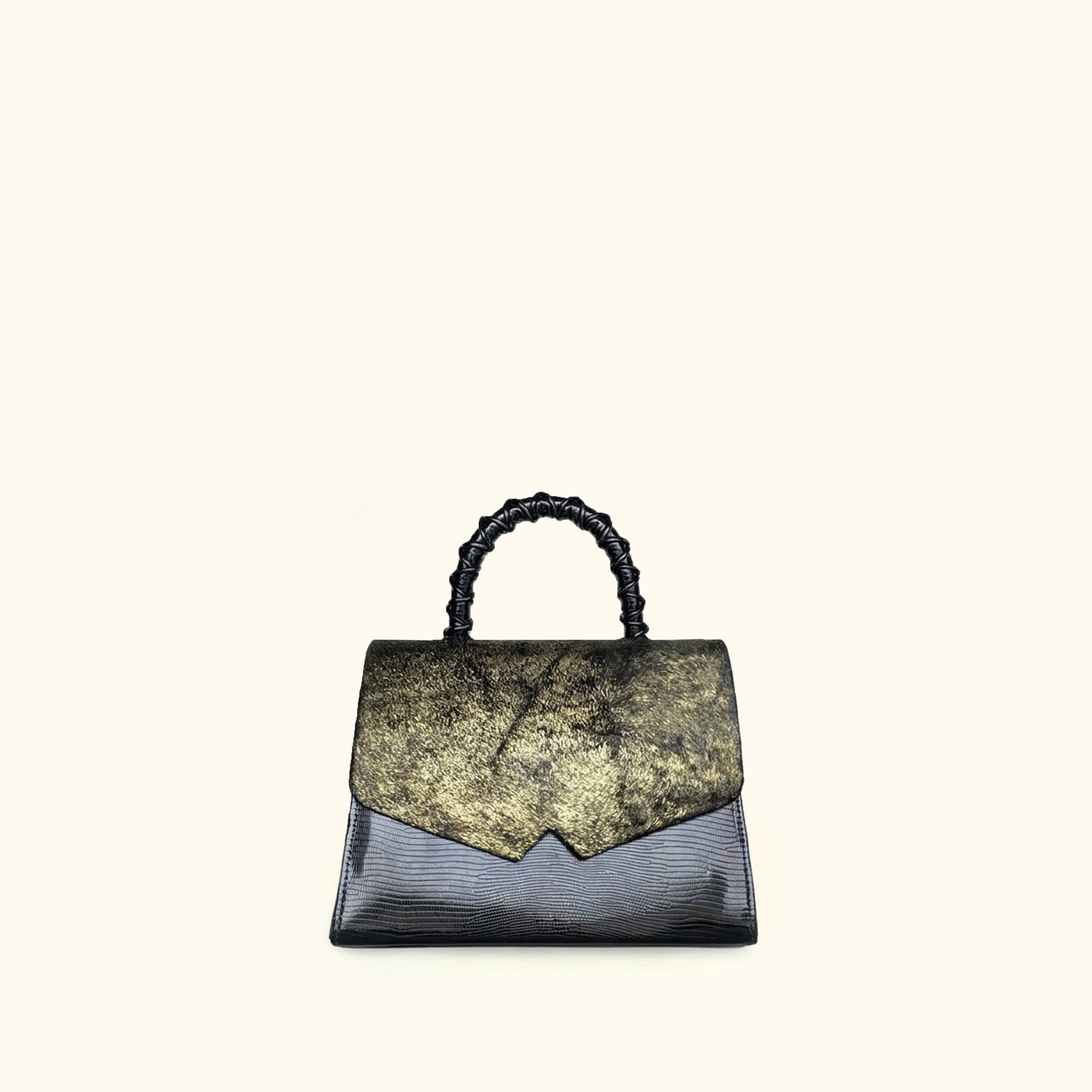 Alpha Madam 3.0 Golden Black